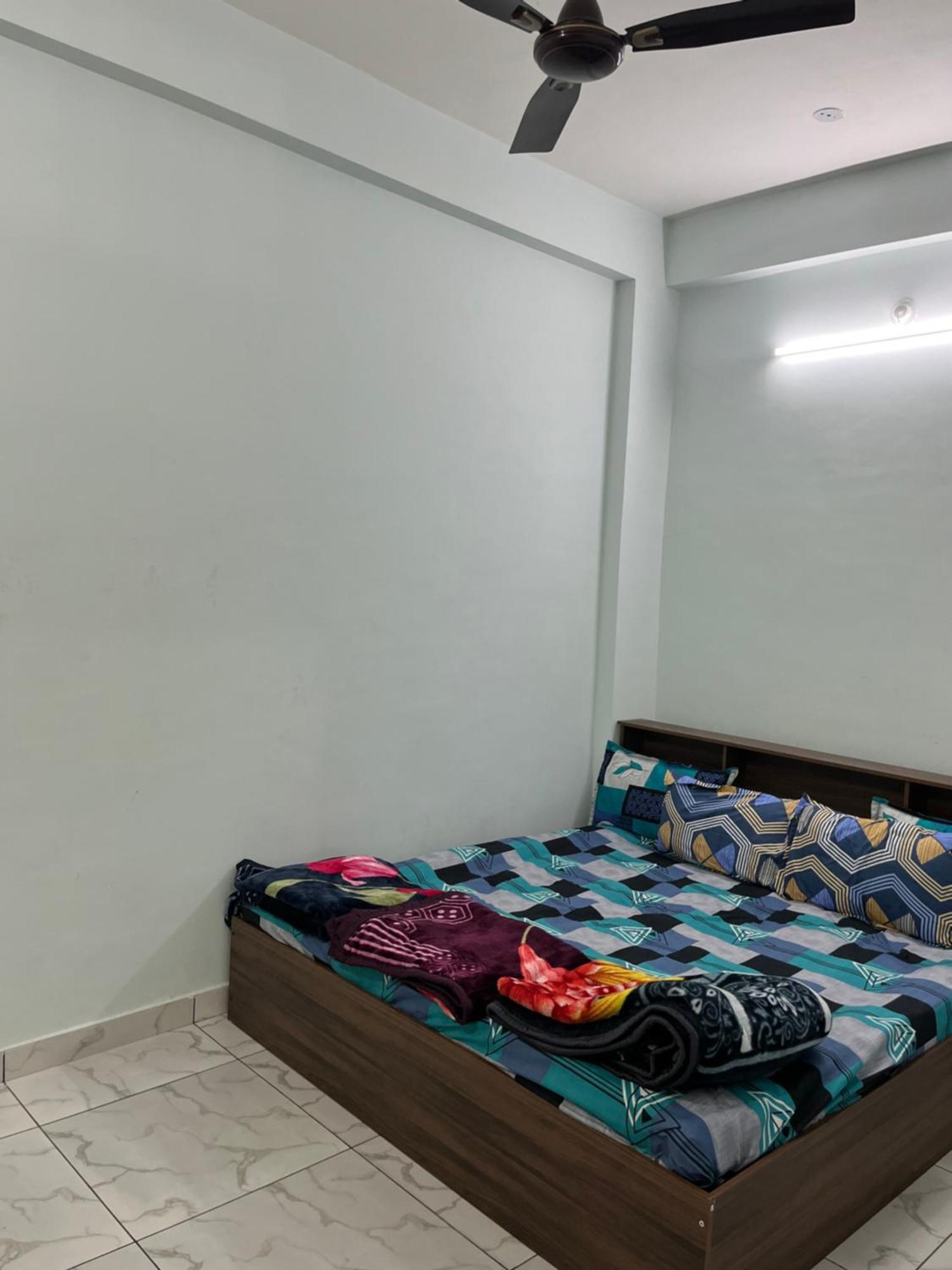 Yadav Guest House اوجاين المظهر الخارجي الصورة